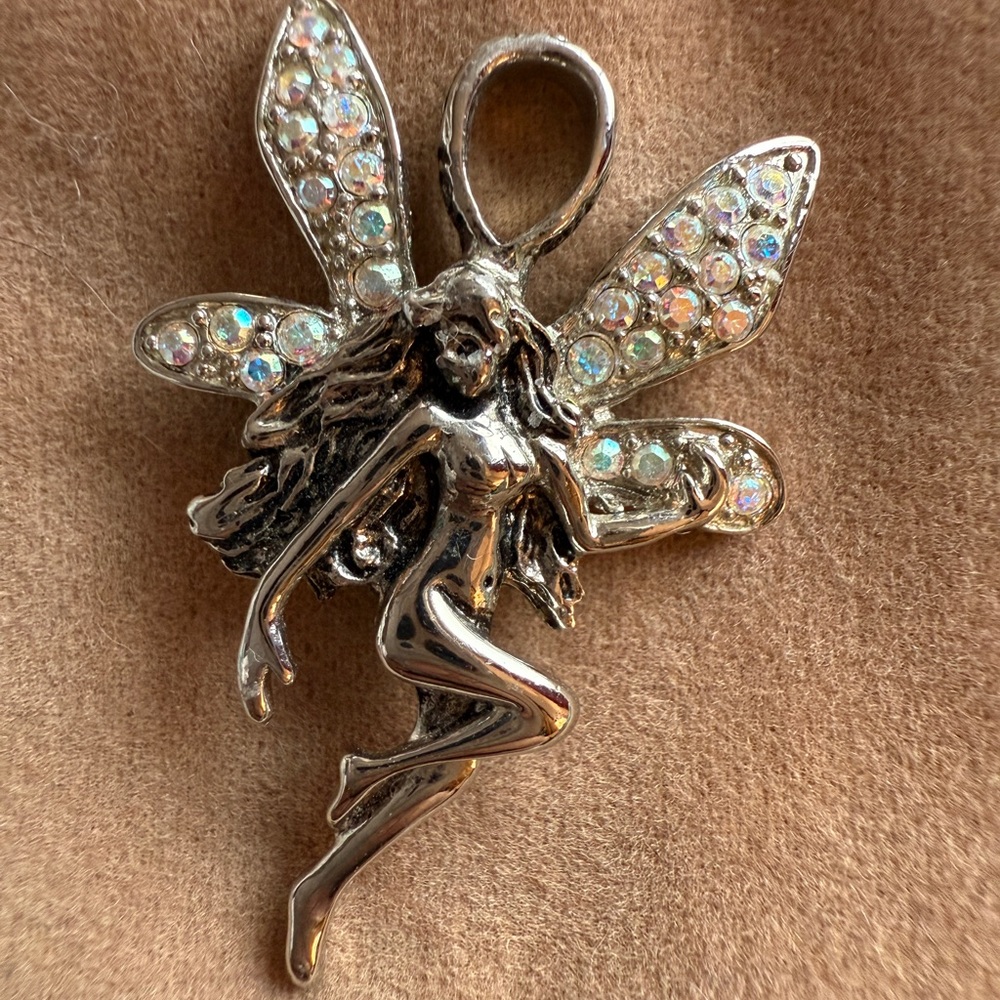 Kirk’s Folly Fairy Pendant Charm – Y2K Rhinestone Silver Tone